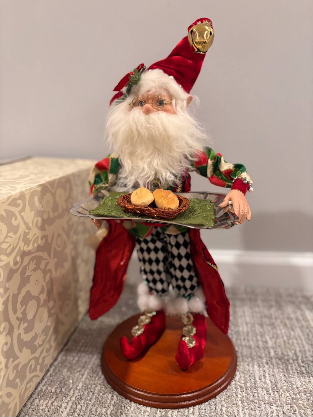 Mark Roberts collectible elf figurine the "Party Butler Elf, Sm (A)" in box